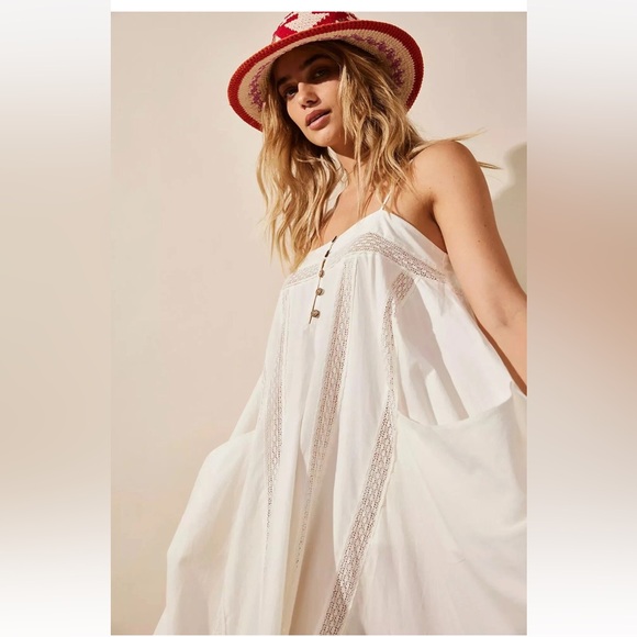 Free People Siesta Maxi Dress Size XS. White Maxi Dress with Straps - Picture 2 of 13
